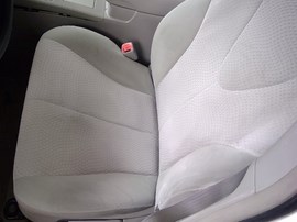 2010 TOYOTA CAMRY, WHITE, LE, 2.5L, AT. Z25986